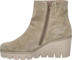 Gabor Enkellaarsjes Dames / Laarzen / Damesschoenen - Suède - 94.780.12 - Beige - Maat 38.5 -Gabor Verkoop 2024 1200x1004