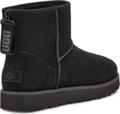 UGG Classic Mini Logo Zip Dames Laarzen - Black - Maat 36 -Gabor Verkoop 2024 1200x1142 2