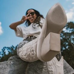 POSH By Poelman JILL Dames Laarzen - Crème - Maat 36 -Gabor Verkoop 2024 1200x1200 36