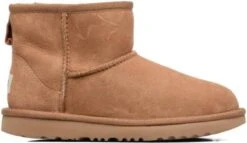UGG Classic Mini II Unisex Laarzen - Chestnut - Maat 32.5 -Gabor Verkoop 2024 1200x694 1