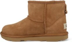 UGG Classic Mini II Laarzen - Chestnut - Maat 31 -Gabor Verkoop 2024 1200x700 2