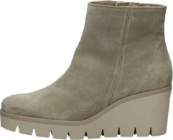 Gabor Enkellaarsjes Dames / Laarzen / Damesschoenen - Suède - 94.780.12 - Beige - Maat 38.5 -Gabor Verkoop 2024 1200x970