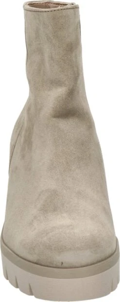 Gabor Enkellaarsjes Dames / Laarzen / Damesschoenen - Suède - 94.780.12 - Beige - Maat 38.5 -Gabor Verkoop 2024 478x1200 1