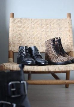 Gabor Vrouwen Leren Chelsea Boots / Laarzen / Damesschoenen 72.871 Led - Zwart - Maat 38.5 -Gabor Verkoop 2024 827x1200