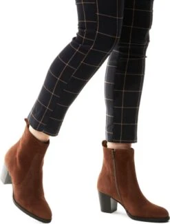 Stefano Lauran Enkellaarsjes Dames / Laarzen / Damesschoenen - Suède - S1057 - Bruin - Maat 39 -Gabor Verkoop 2024 912x1200